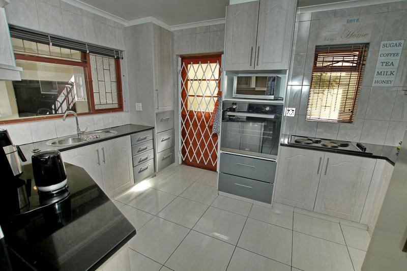 3 Bedroom Property for Sale in Shirley Park Western Cape